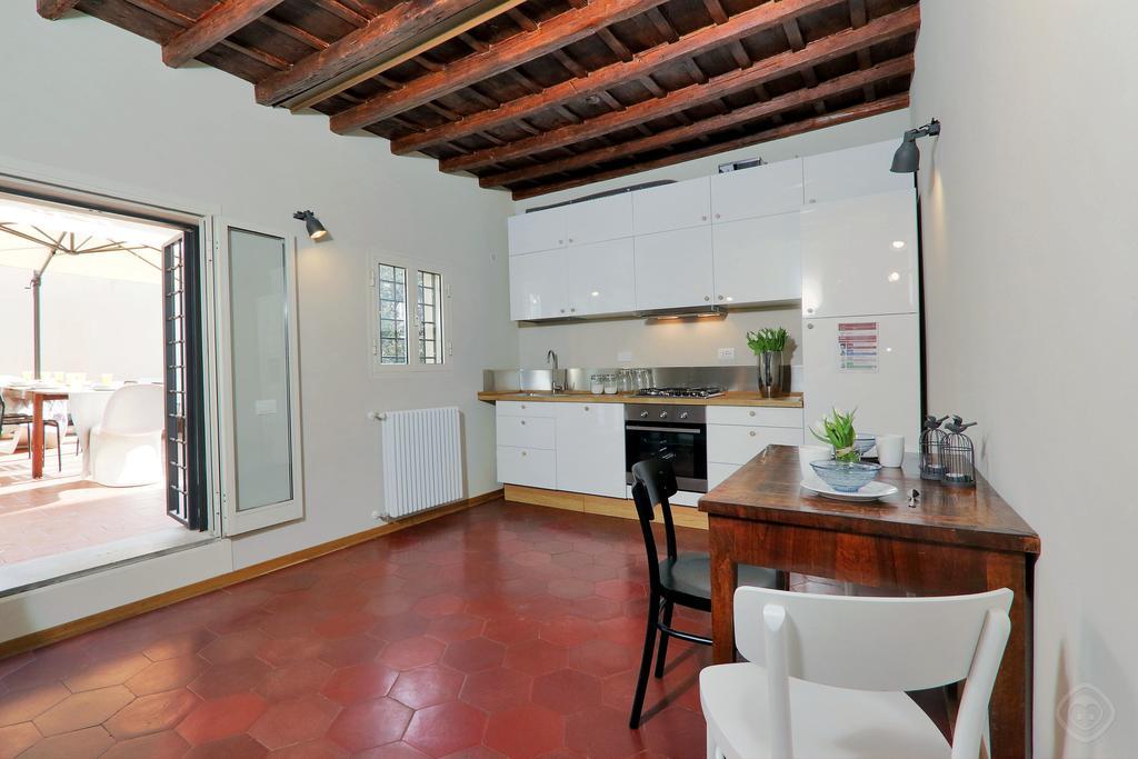 Trastevere Design Apartment Рим Стая снимка